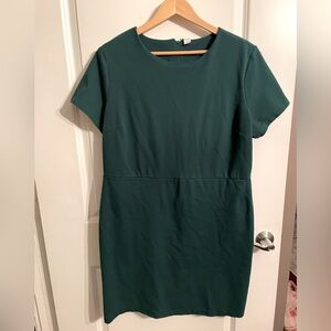 Emerald Old Navy short sleeved sheath dress